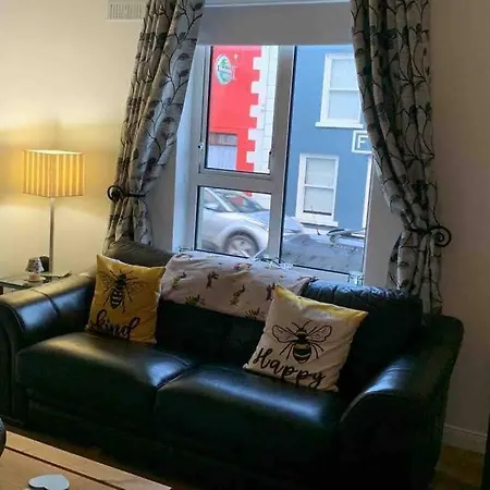 بيت للعطل Bumblebee